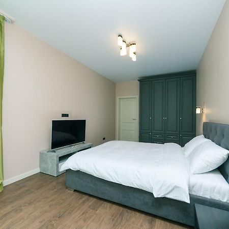 Luxury Apartments Киев Екстериор снимка