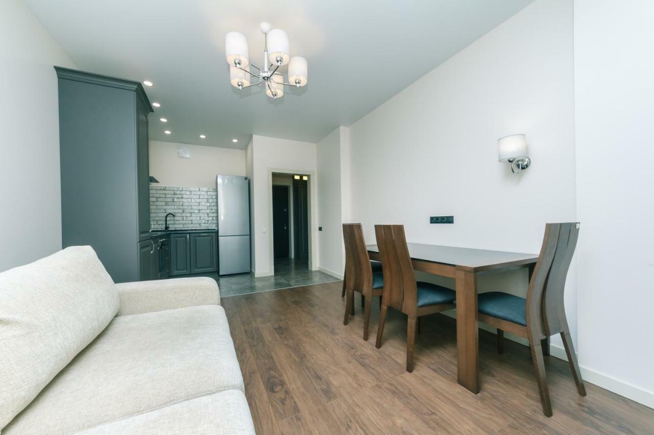 Luxury Apartments Киев Екстериор снимка